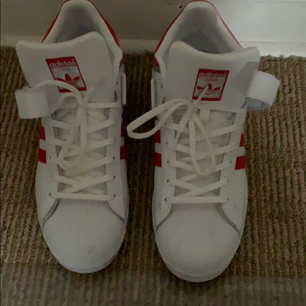 Im selling my adidas because I don’t wear them